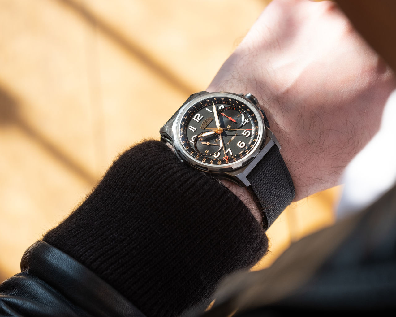 AN Chronodate Gold  Ti_FW22 (11).jpg