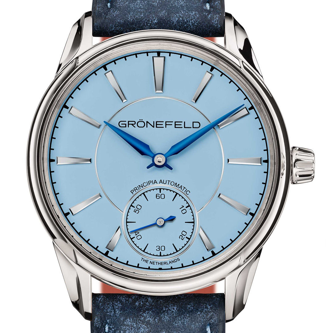 6_Principia-Soldier_White-Gold_Light-Blue_Blue-Buffalo_LR_1080x1080.jpg