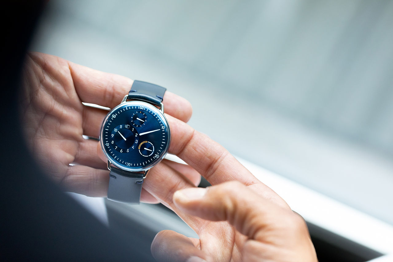 Ressence Type 1° Round - Night Blue - Lifestyle 3 - LD.jpg