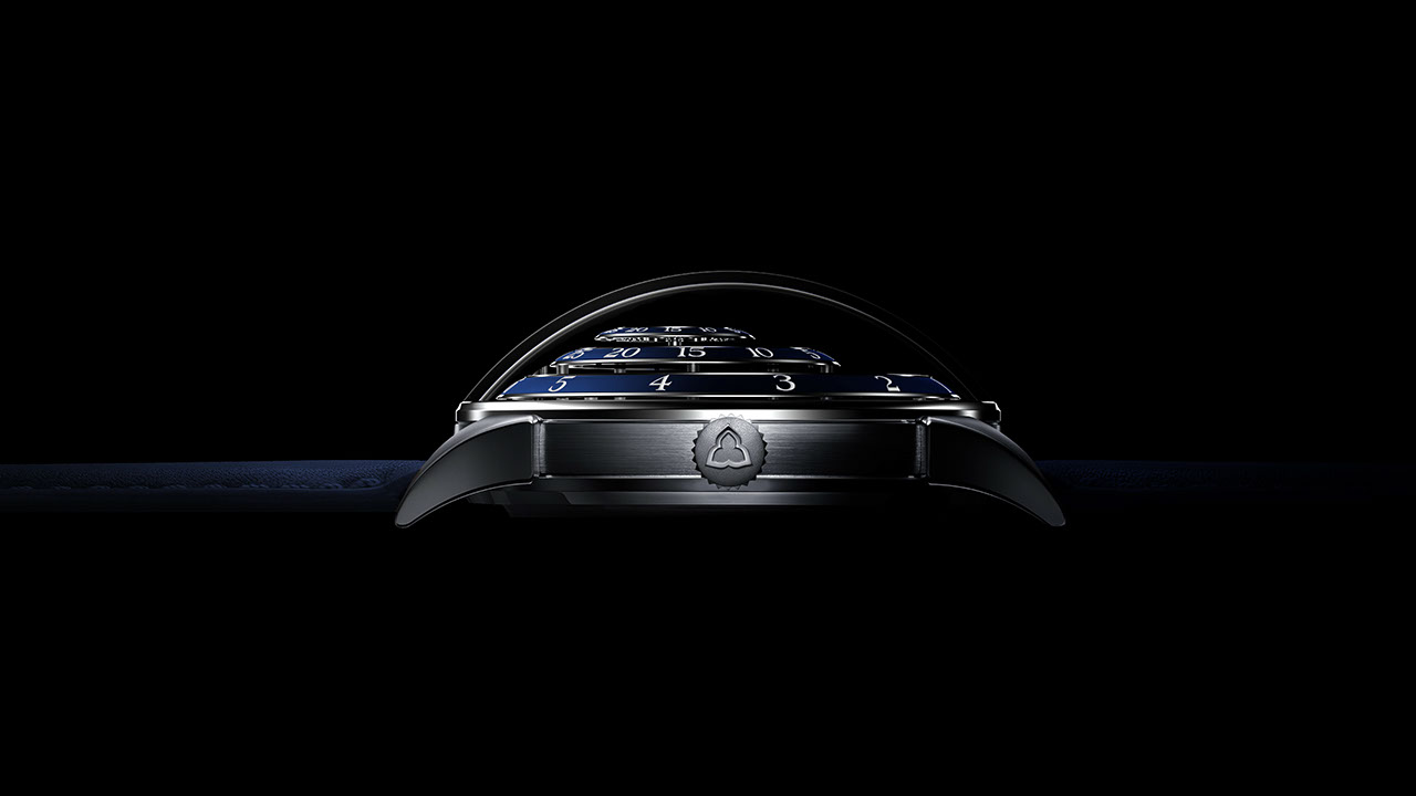  A take-off under a sapphire dome