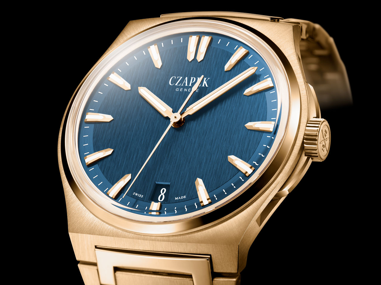 Antarctique Mount Erebus YG Deep Blue AMB01.jpg