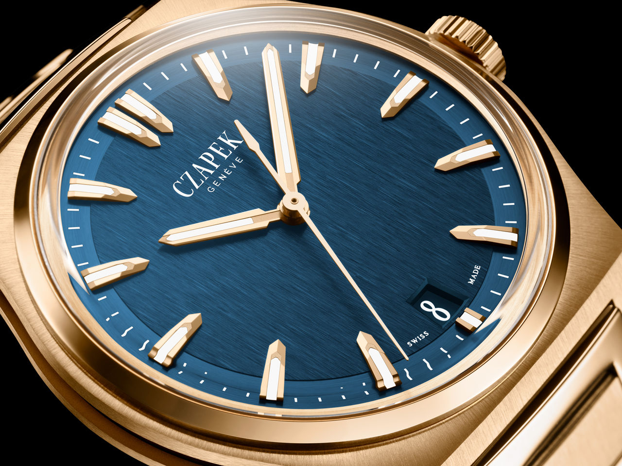 Antarctique Mount Erebus YG Deep Blue AMB03.jpg