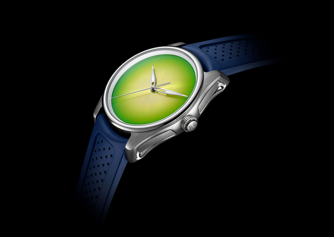 HMoser_3201-1204_Pioneer_CentreSeconds_Citrus__Detail_B.jpg