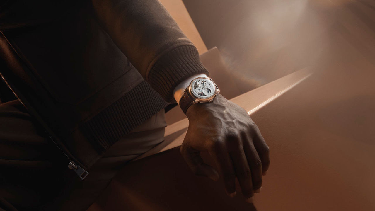 2024_THEPRECISIONMAKER_Q622252J_WRISTSHOT1_16x9_AdobeRGB.jpg