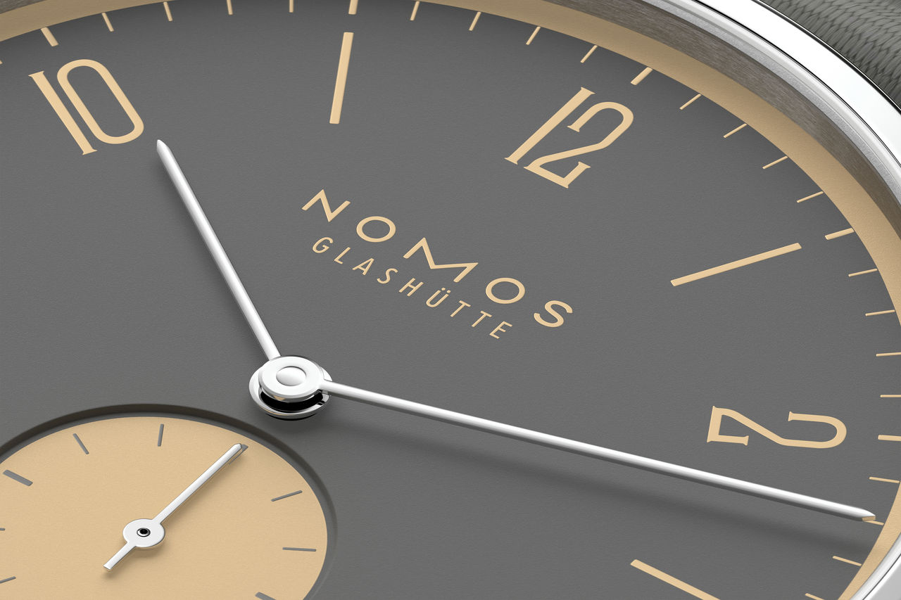 nomos_tangente-38-datum-haifischgrau-04.jpg