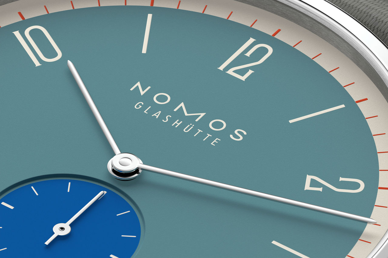 nomos_tangente-38-datum-super-sardine-05.jpg