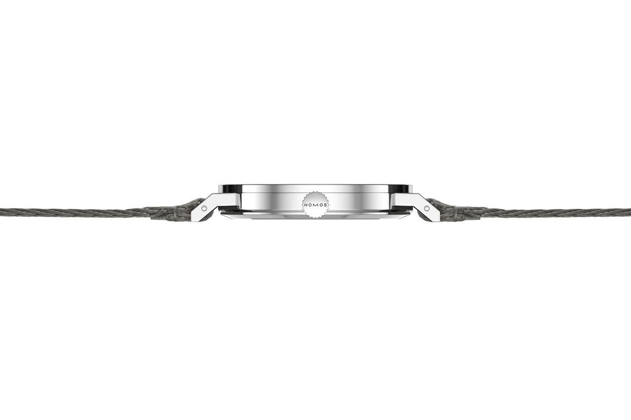 nomos_tangente-38-datum-super-sardine-08.jpg