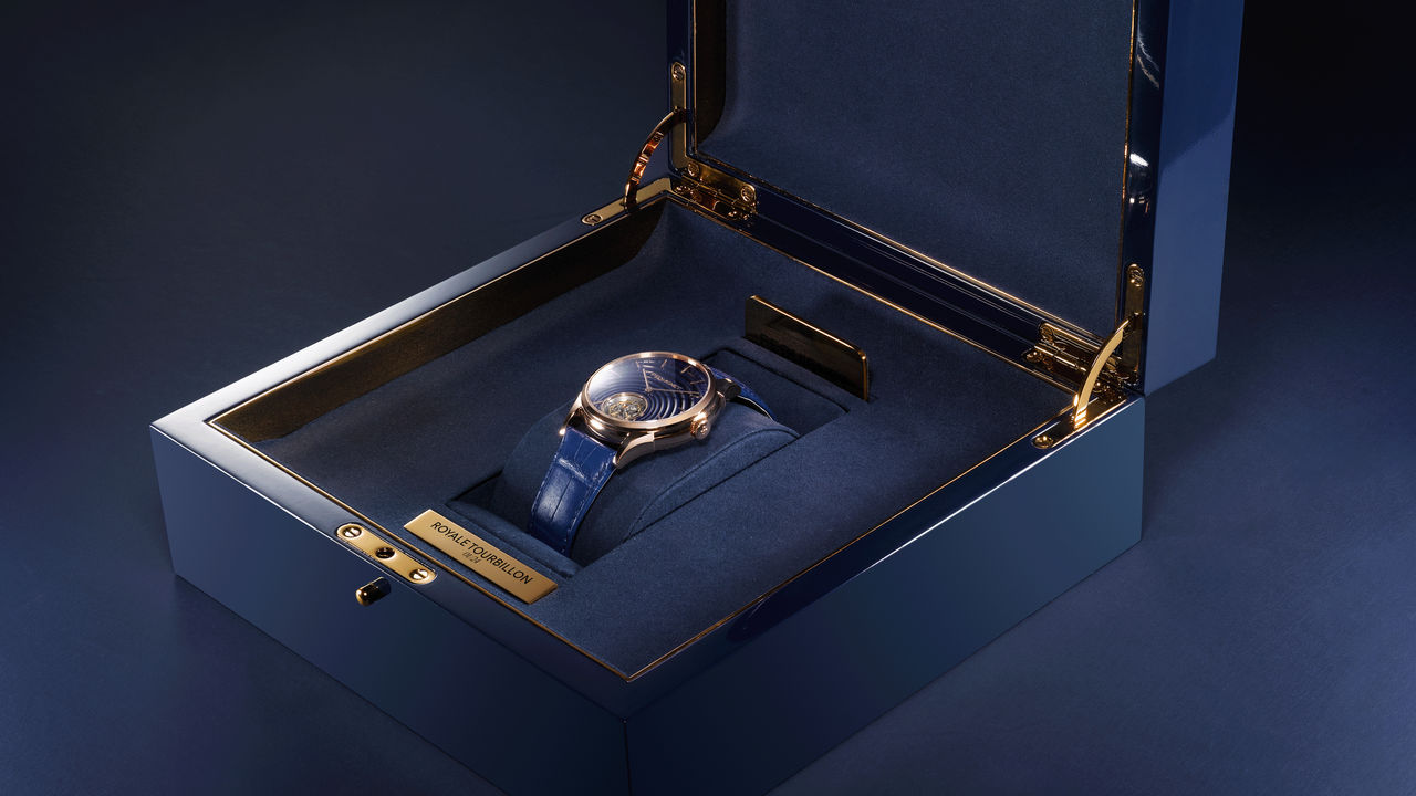 PEQUIGNET-ROYALE-TOURBILLON-4.png