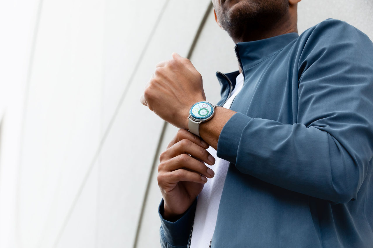 Ressence TYPE 1 Round M - Lifestyle 8.jpg