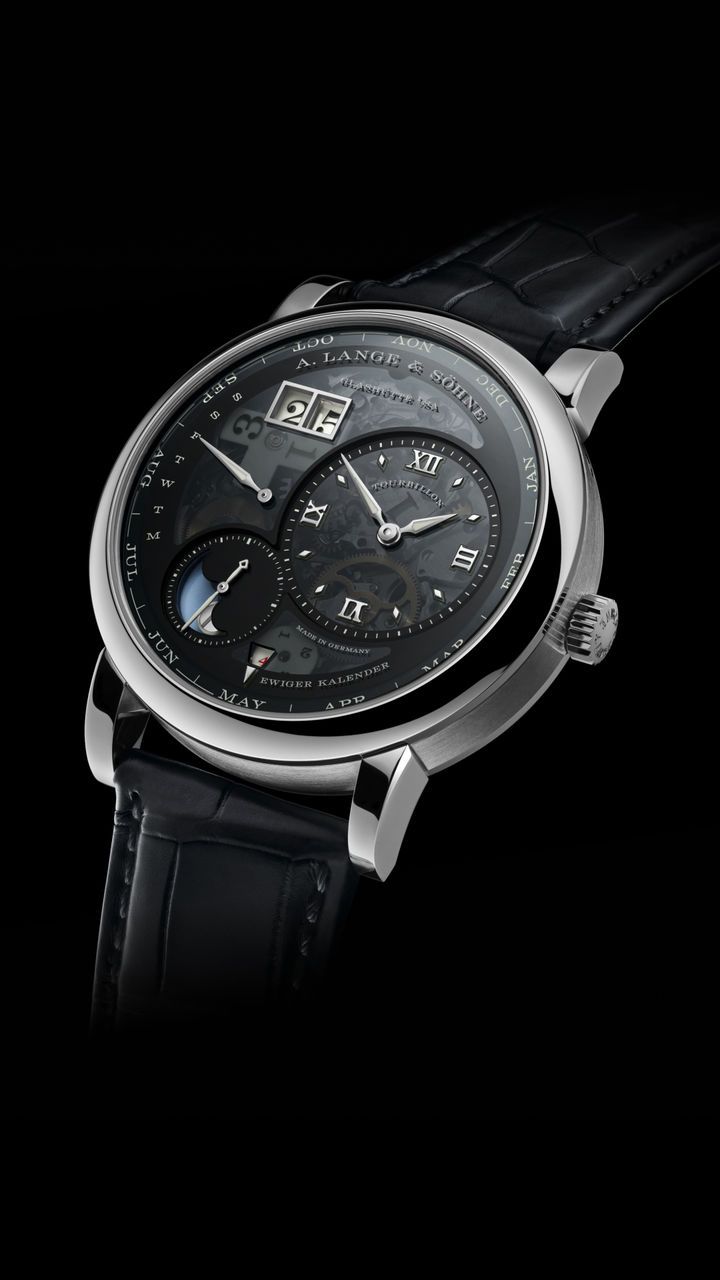 LANGE 1 TOURBILLON QUANTIÈME PERPÉTUEL « Lumen »