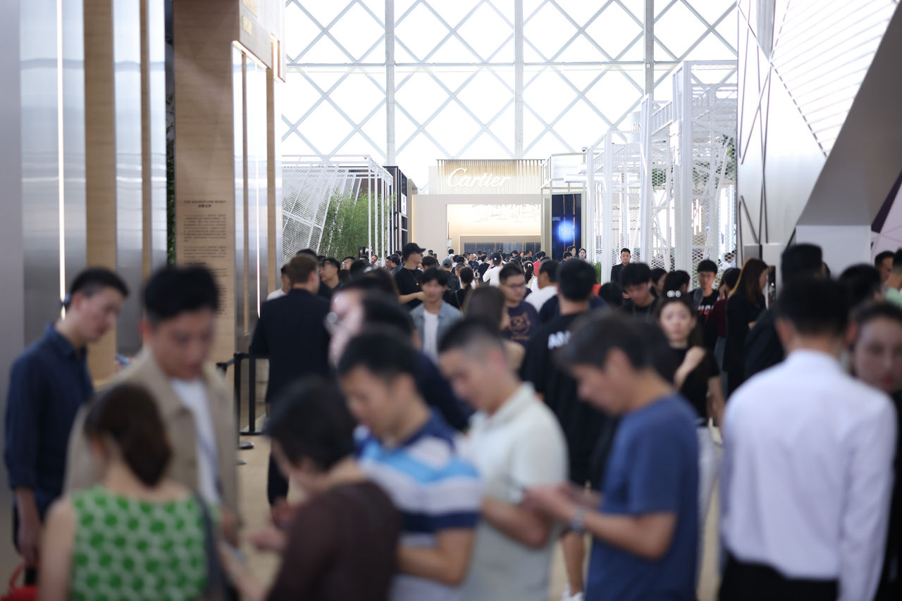 Panoramic View with Public Visitor Flow